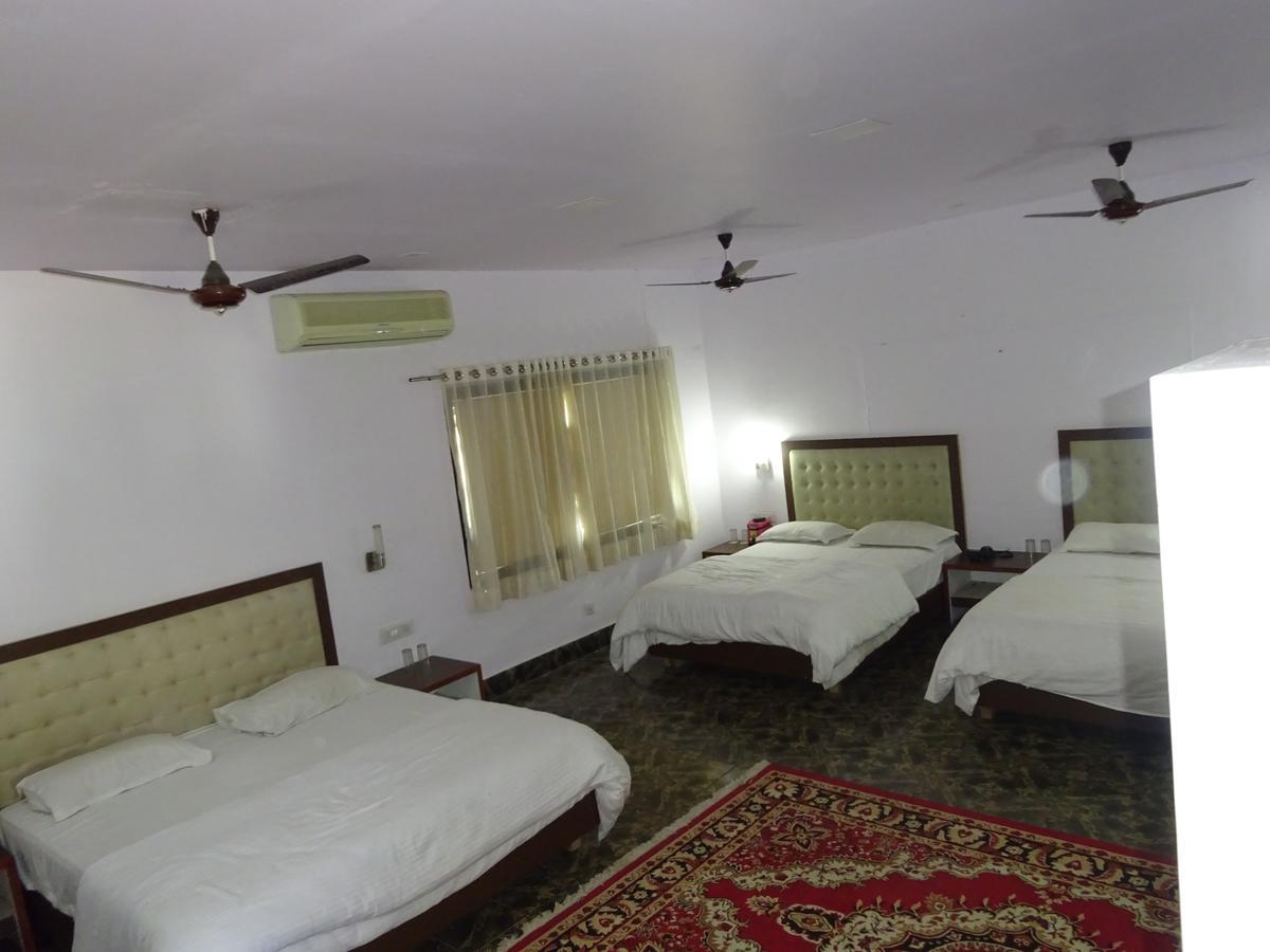 Hotel Utsav Nāthdwāra Eksteriør bilde