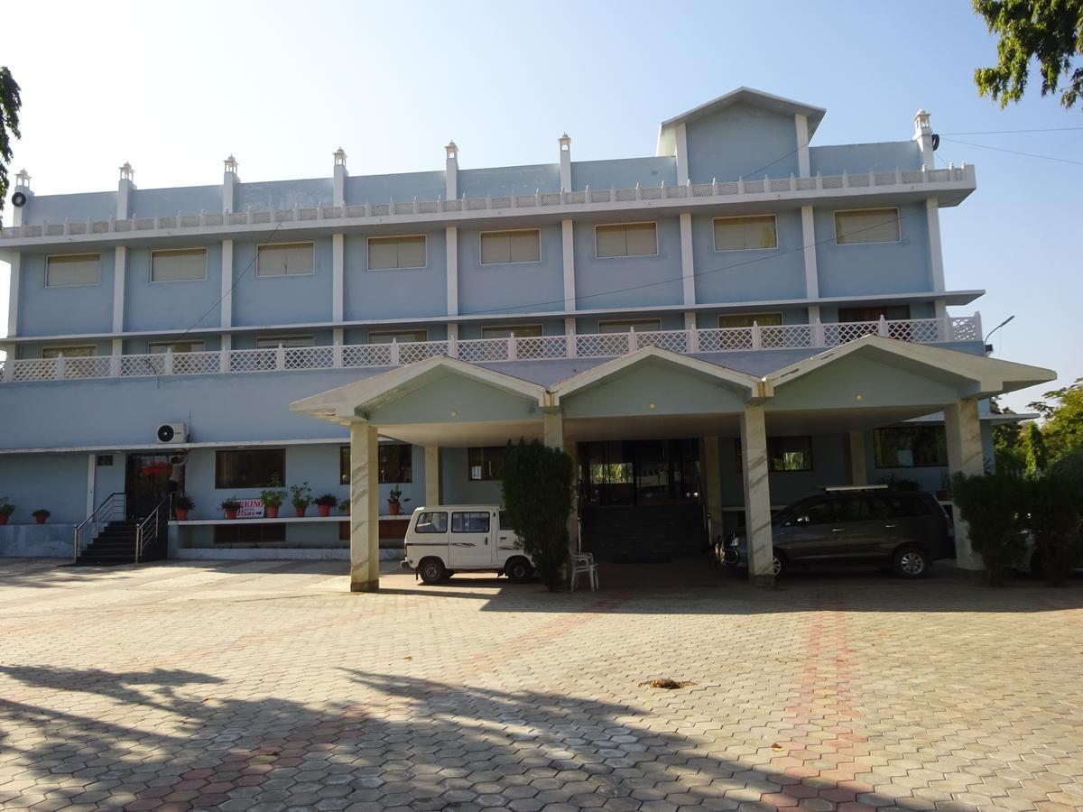 Hotel Utsav Nāthdwāra Eksteriør bilde